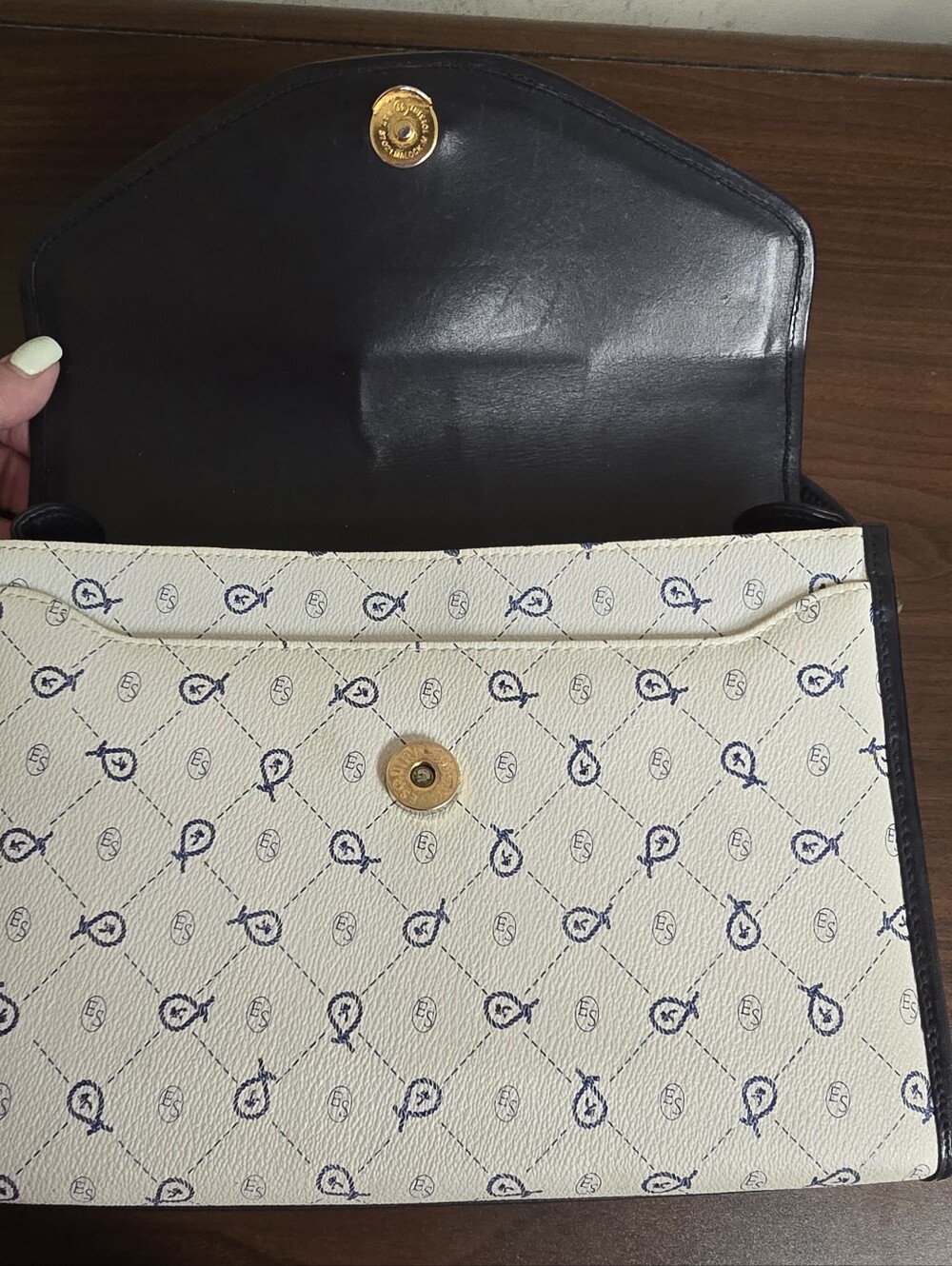 VTG Esquire Collection Cream Monogram Crossbody Flap Bag - Excellent Condition - Picture 7 of 13
